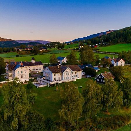 Hotel Dale-Gudbrands Gard By Frich'S Sør-Fron Exteriér fotografie