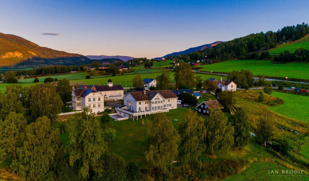 Hotel Dale-Gudbrands Gard By Frich'S Sør-Fron Exteriér fotografie